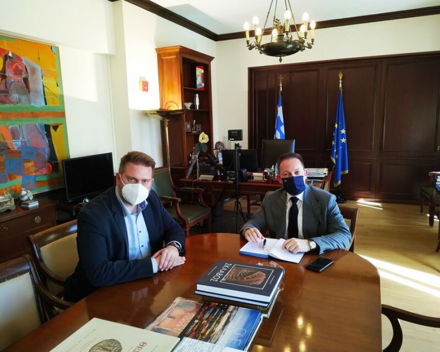 Συνάντηση του Δημάρχου Αργιθέας με τον Αναπληρωτή Υπουργό Εσωτερικών Στέλιο Πέτσα