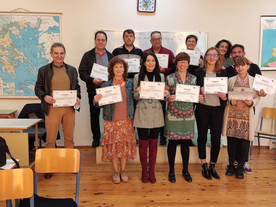 Εσπερινό Γυμνάσιο - Λ.Τ. Καρδίτσας: Εκδηλώσεις στο πλαίσιο του προγράμματος Erasmus+ με τίτλο «Keep Calm and Stop Bullying»