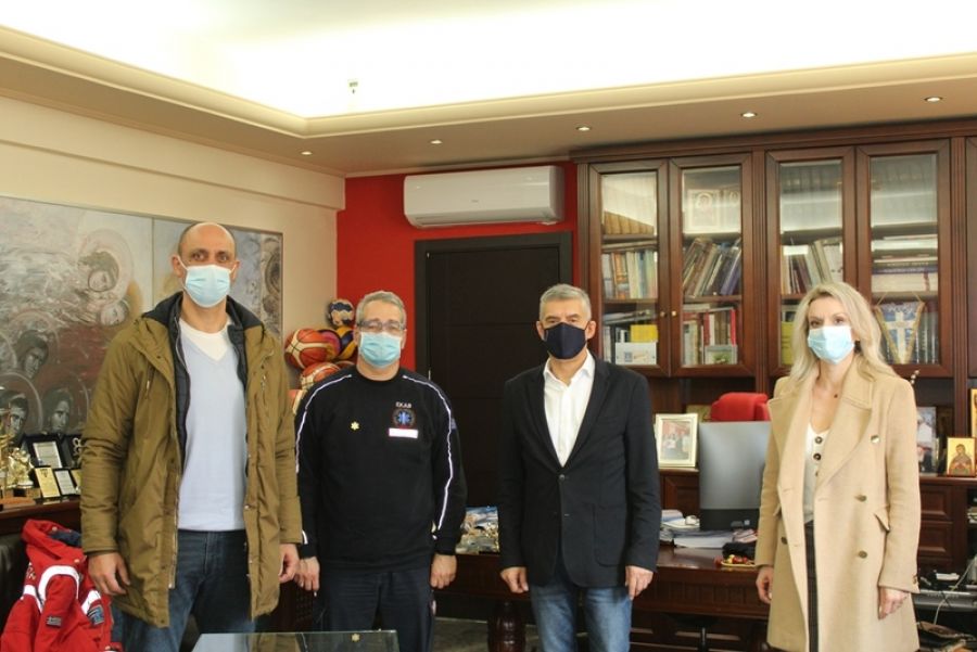 Στον Περιφερειάρχη Θεσσαλίας ο Διευθυντής του ΕΚΑΒ Θεσσαλίας Κωνσταντίνος Σταμνάς