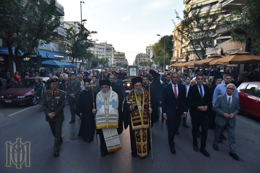 Στη Θεσσαλονίκη η ιερά Εικόνα της Παναγίας από την Ιερά Μονή Κορώνας Αγράφων (+Φωτο)