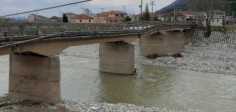 Στη Βουλή από την "Ελληνική Λύση" το ζήτημα με την παλαιά γέφυρα στο Μουζάκι