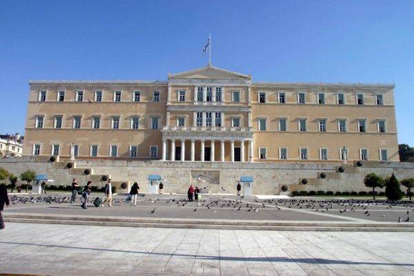 Σε διαβούλευση την Τρίτη (28/11) οι 11 αποχωρήσαντες βουλευτές από τον ΣΥΡΙΖΑ με στόχο δημιουργία Κ.Ο.