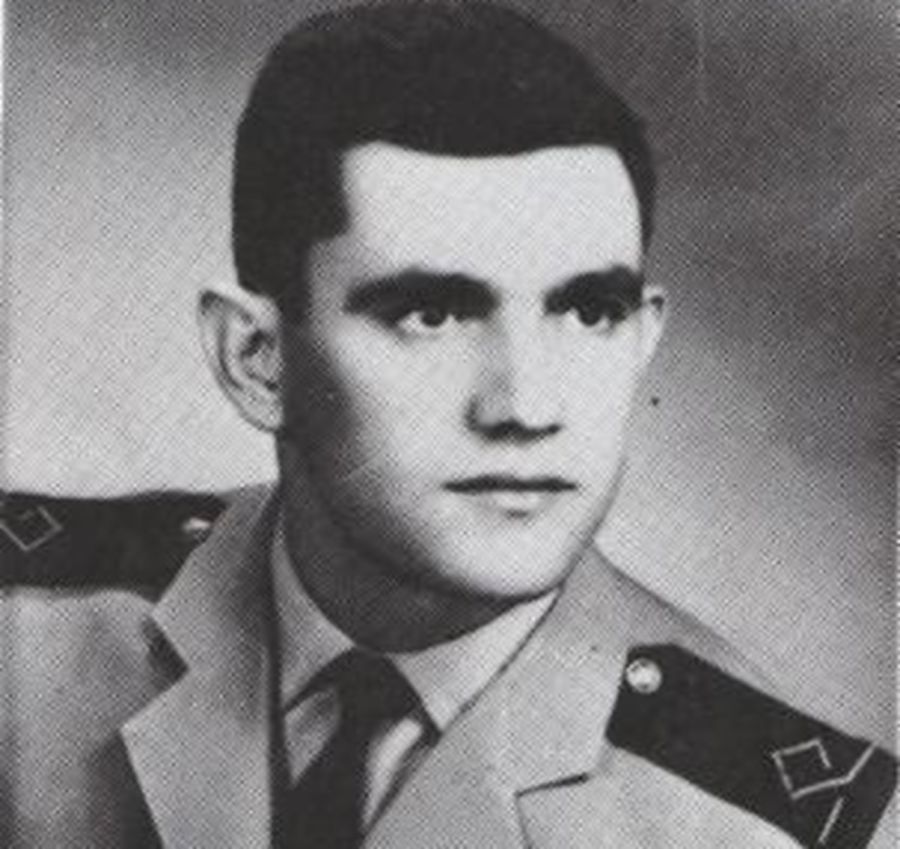Σύλλογος των απανταχού εκ του Νομού Καρδίτσας καταγομένων: Στην μνήμη του Καρδιτσιώτη Ανθυποσμηναγού Σωτηρίου Νταρακλίτσα
