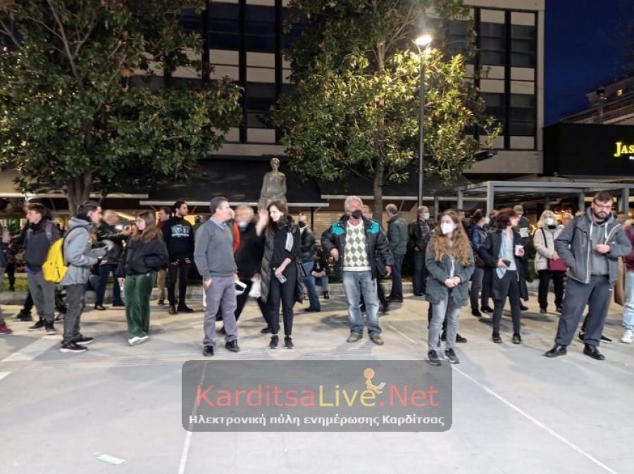 Καρδίτσα: Μουσική συναυλία καταδίκης του πολέμου στην Ουκρανία (+Φώτο +Βίντεο)