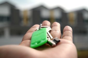 Πουλάς το σπίτι σου; 4 πράγματα να σκεφτείς πριν τη πώληση