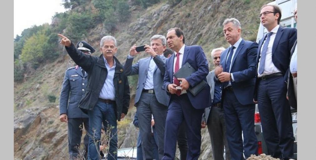 Χρ. Σπίρτζης από τη Γέφυρα Κοράκου: "Είναι χρέος μας να αναστηλώσουμε και να αποκαταστήσουμε τέτοια μνημεία "