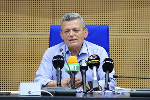 Ο Περιφερειακός Συντονιστής Πολιτικής Προστασίας Ηλίας Λεοντάρης αποχωρεί για προσωπικούς λόγους