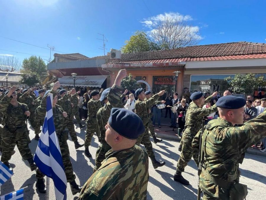 Με λαμπρότητα και υπερηφάνεια γιορτάστηκε η Εθνική Επέτειος της 28ης Οκτωβρίου στους Σοφάδες (+Φωτο)
