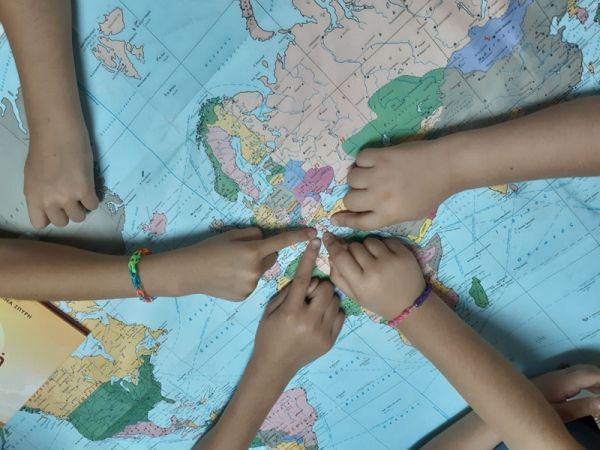 Παιδικές Βιβλιοθήκες Καρδίτσας: «Στη βιβλιοθήκη όλα είναι … Παραμυθικά!!!»