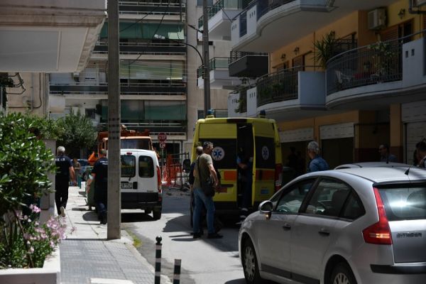 Λάρισα: Νεκρός ηλικιωμένος που είχε πτώση από όροφο πολυκατοικίας