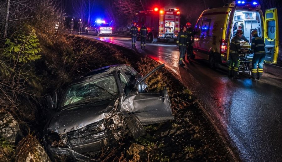 Δύο νεκροί και ένας σοβαρά τραυματίας σε τροχαίο στη Φωκίδα