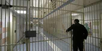 35χρονος κρατούμενος για ανθρωποκτονία στις φυλακές Τρικάλων πήρε άδεια και δεν επέστρεψε ξανά