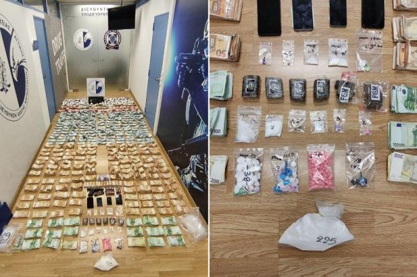 Αθήνα: 33χρονος παραδόθηκε μαζί με 1,5 εκατ. ευρώ και ναρκωτικές ουσίες!