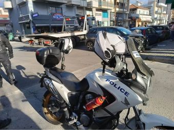 Βόλος: Διασωληνωμένος 26χρονος δικυκλιστής μετά από τροχαίο στην οδό Αναλήψεως