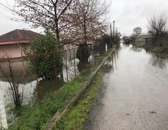Οξύνεται το πρόβλημα των στάσιμων νερών στα Καλογριανά – Η «κερκόπορτα» στο Παλαιοχώρι