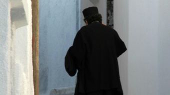 Λαμία: Ιερέας ήπιε λίγο παραπάνω και άκουσε την «καμπάνα» των δικαστηρίων