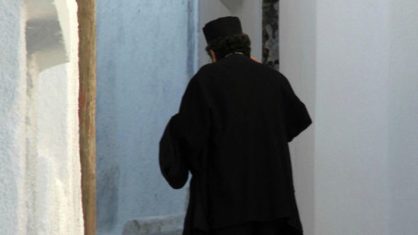 Λαμία: Ιερέας ήπιε λίγο παραπάνω και άκουσε την «καμπάνα» των δικαστηρίων