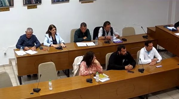 Στήριξη των εργαζομένων στις κοινωνικές δομές από το Δημοτικό Συμβούλιο Σοφάδων