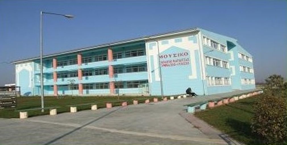 Σε εξέλιξη εργασίες συντήρησης σε σχολεία του Δήμου Καρδίτσας ενόψει νέας σχολικής χρονιάς