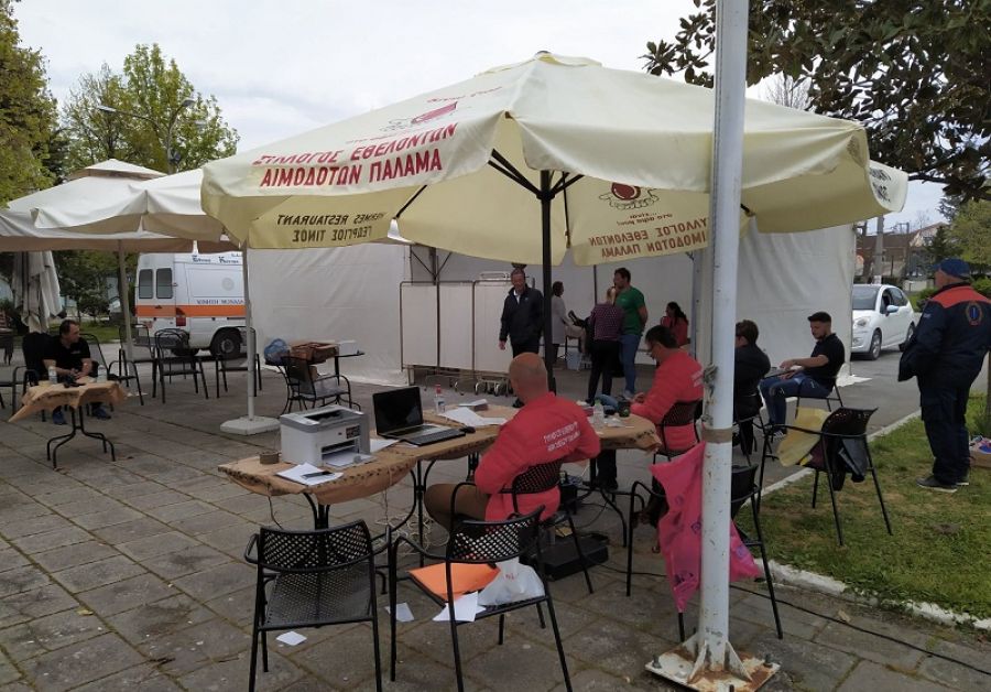 Με εξαιρετικά μεγάλη συμμετοχή ολοκληρώθηκε η εθελοντική αιμοδοσία στον Παλαμά