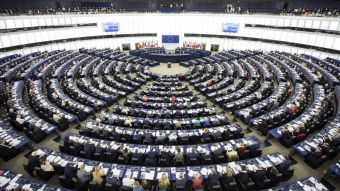 Ευρωπαία Επίτροπος: Δεν υπάρχει αίτημα από την Ελλάδα για παροχή βοήθειας από το Ταμείο Αλληλεγγύης για τις ζημιές από τον "Ιανό"