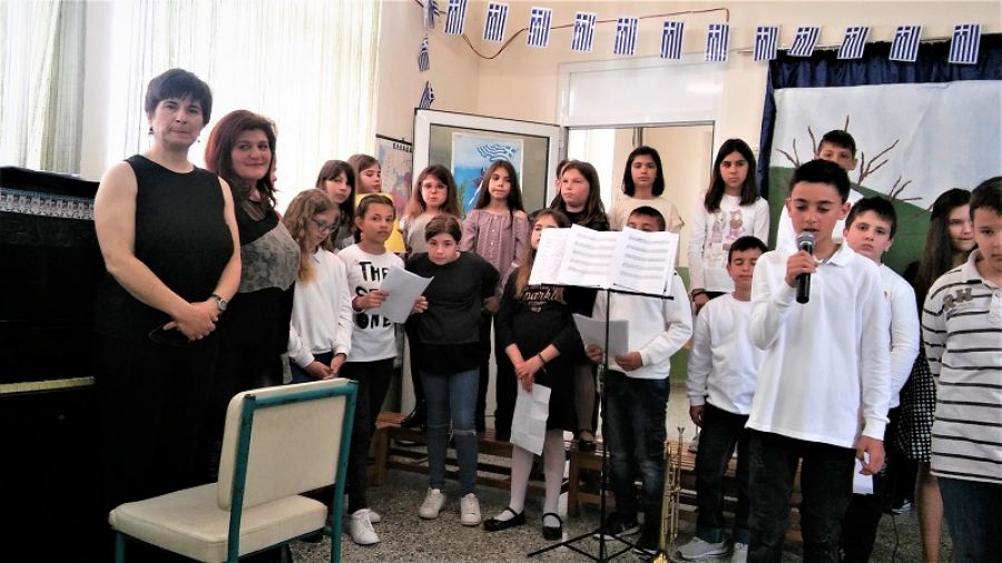 Εκδήλωση για την εθνική επέτειο της 25ης Μαρτίου στο Δημοτικό Σχολείο Καρποχωρίου