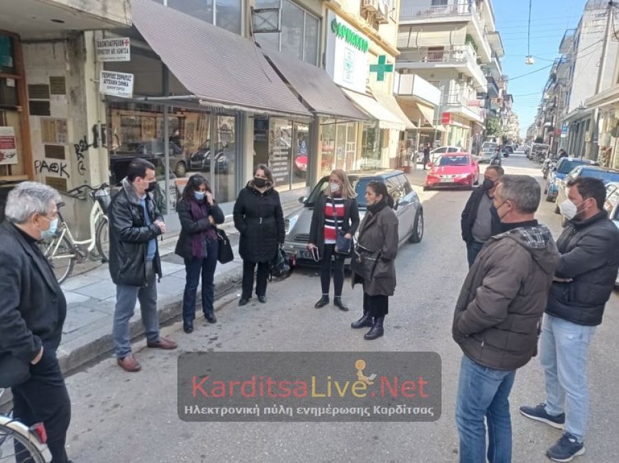 Η ΕΛΜΕ Καρδίτσας για την παράσταση διαμαρτυρίας στη Διεύθυνση Δευτεροβάθμιας Εκπαίδευσης