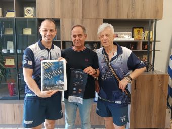 58α Καραϊσκάκεια: Επισκέψεις των ξένων χορευτικών συγκροτημάτων στον Αντιπεριφερειάρχη, τον δήμαρχο Καρδίτσας και το Επιμελητήριο