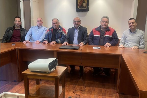 «Δωρεά Ιατρικού Συλλόγου Καρδίτσας στο Σωματείο ΕΚΑΒ 5ο τμήμα εκπαίδευσης τομέα Καρδίτσας»