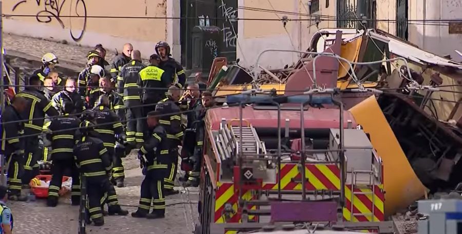 Λισαβόνα: Τουλάχιστον 15 νεκροί και 18 τραυματίες μετά από εκτροχιασμό τελεφερίκ