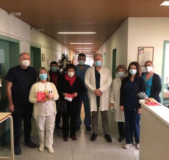 Το Νοσοκομείο Καρδίτσας επισκέφτηκε κλιμάκιο της Ν.Ε. του ΣΥΡΙΖΑ - Π.Σ. για στήριξη και ευχές!