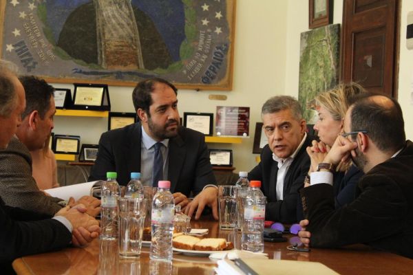 Συνάντηση εργασίας Αγοραστού - Κεφαλογιάννη: Δημοπρατείται το έργο της ηλεκτροκίνησης της γραμμής Λάρισας - Βόλου