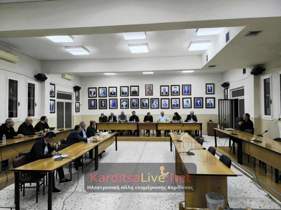 Δημοτικό Συμβούλιο Παλαμά: Δίμηνη παράταση για τις εργασίες στις παιδικές χαρές