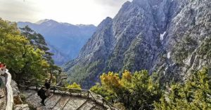 Νεκρή γυναίκα στο Φαράγγι της Σαμαριάς, μετά από πτώση βράχου