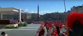 Περισσότεροι από 200.000 οι πιστοί στην κηδεία του Πάπα Φραγκίσκου