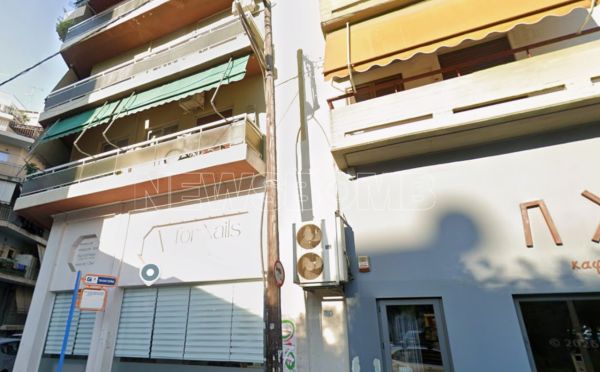Έκρηξη στον Κολωνό: Ναρκωτικά και υπολείμματα εκρηκτικού μηχανισμού στο σημείο – Ποιο σενάριο εξετάζει η ΕΛ.ΑΣ.