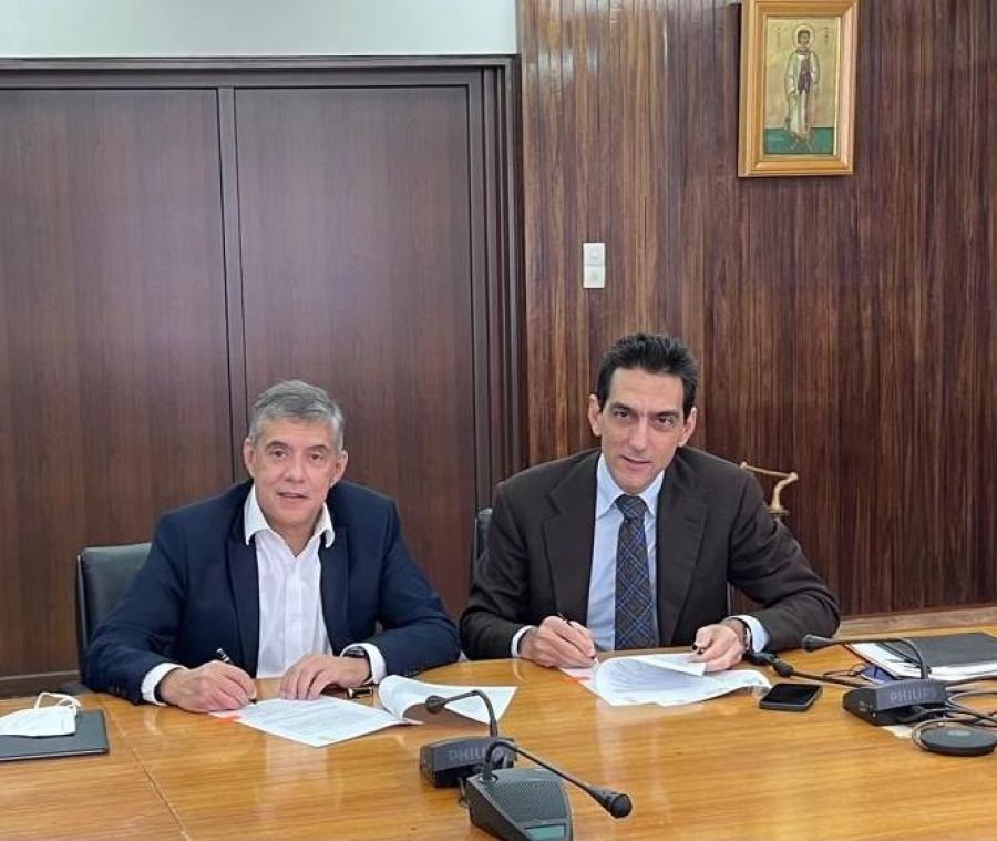 Λάρισα: Υπεγράφη η σύμβαση για την τοποθέτηση ηχοπετασμάτων κατά μήκος των σιδηροδρομικών γραμμών