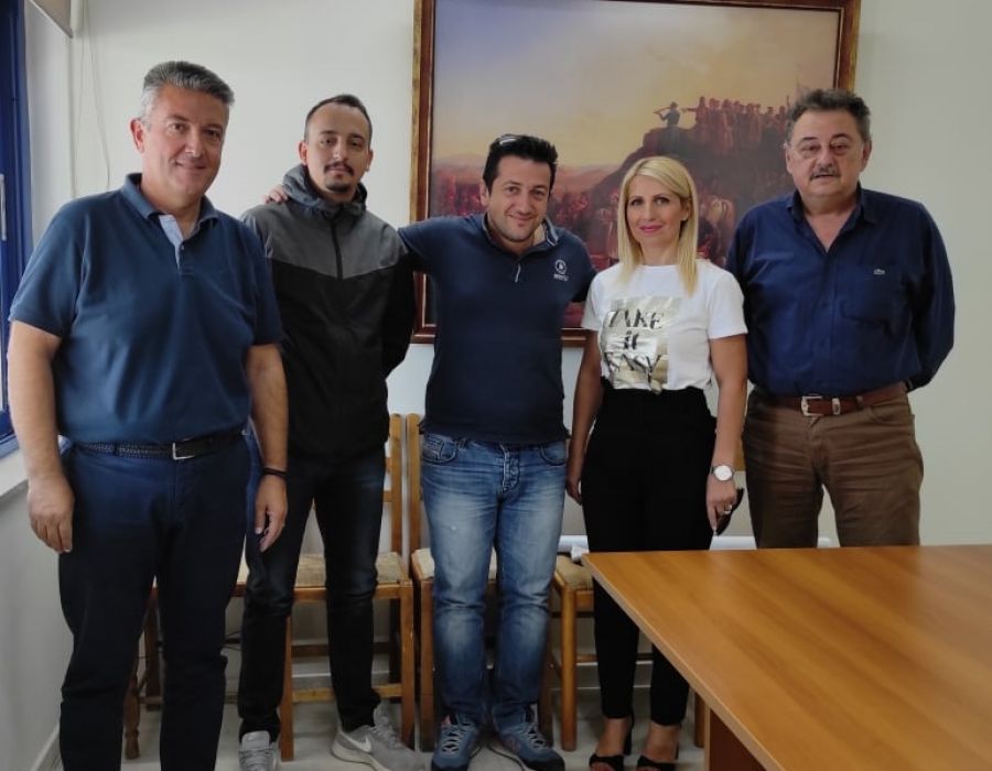 Συνάντηση του προέδρου του Δ.Ο.Π.Α.Π.Α. Παλαμά με το παράρτημα της Καρδίτσας του Πανελλήνιου Συλλόγου Μουσικών