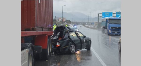 ΕΛΣΤΑΤ: Μείωση των νεκρών σε τροχαία ατυχήματα στη 10ετία κατά 50% - Ουραγός στη "μαύρη" λίστα η Θεσσαλία