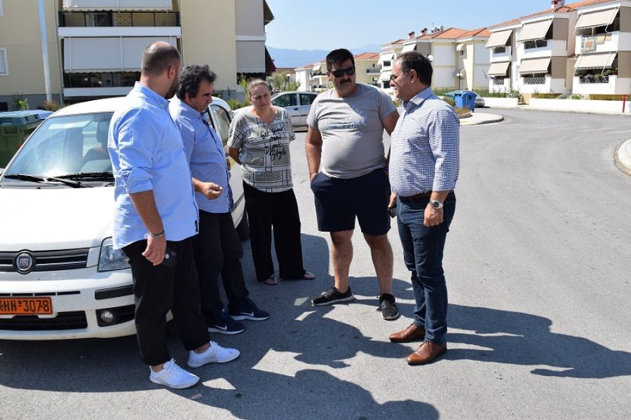 Για θέματα που αντιμετωπίζουν οι κάτοικοι του νέου οικισμού του ΟΑΕΔ ενημερώθηκε κατ' ιδίαν ο Β. Τσιάκος