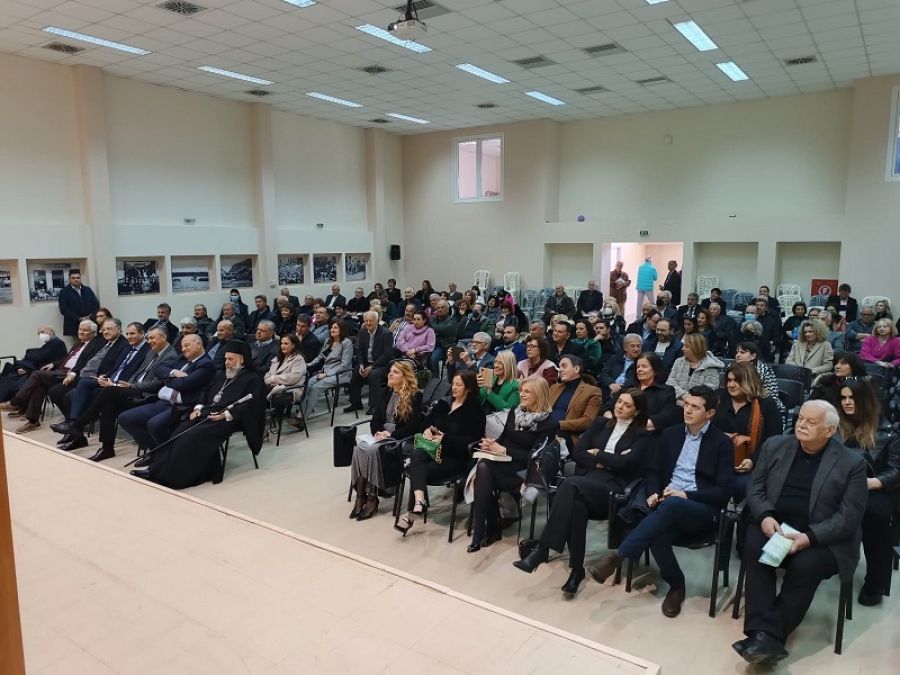 Σε κλίμα συγκίνησης η εκδήλωση τιμής στο Μουζάκι για τον καθηγητή - συγγραφέα Γιώργο Κούτρα