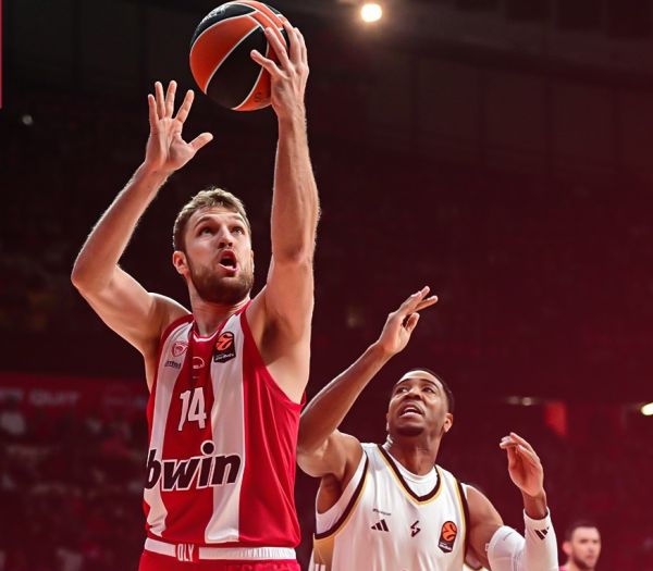 Euroleague: Επιστροφή στις νίκες για Ολυμπιακό με "κατοστάρα" επί της Βιλερμπάν
