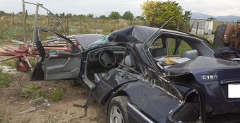 Λάρισα: Θανατηφόρο τροχαίο για άνδρα στο Ομορφοχώρι - Τραυματίστηκε η συνοδηγός στο αυτοκίνητο (+Φωτο)