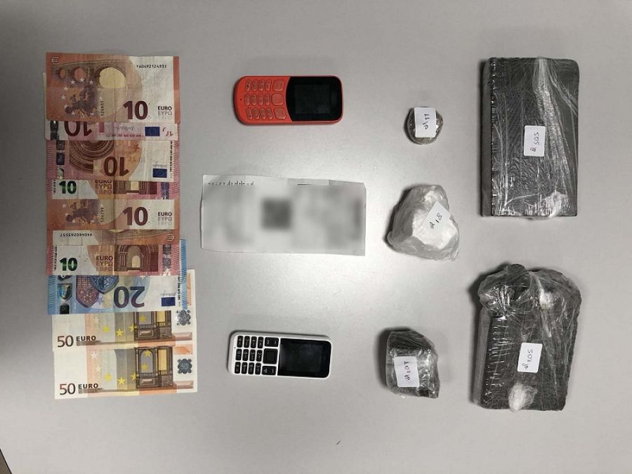 Σύλληψη 30χρονης στο υπεραστικό ΚΤΕΛ της Λάρισας - Μετέφερε ηρωίνη και κοκαΐνη