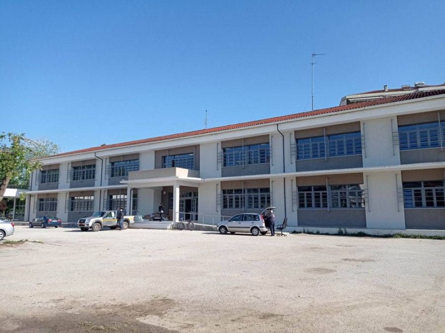 Ομαλή η λειτουργία των υπηρεσιών και η εξυπηρέτηση των πολιτών στο νέο Δημαρχείο Καρδίτσας
