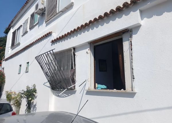 Θεσσαλονίκη: Έκρηξη φιάλης υγραερίου σε ενοικιαζόμενα δωμάτια στην Ασπροβάλτα - Πέντε τραυματίες