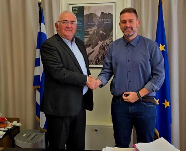 Συνάντηση εργασίας του Δημάρχου Αργιθέας Α. Στεργίου με τον Γ.Γ. του Υπουργείου Εσωτερικών Σ. Χιονίδη
