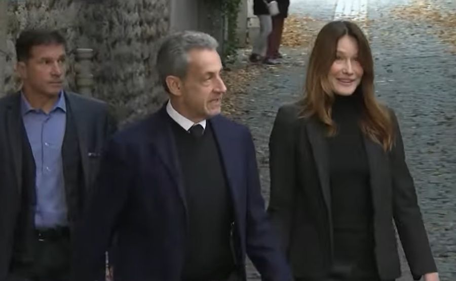 Ο πρώην πρόεδρος Σαρκοζί μετέβη στη φυλακή Λα Σαντέ του Παρισιού - Κατέθεσε αίτημα αποφυλάκισης (+Βίντεο)