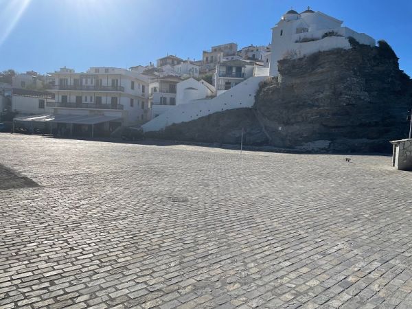 Εγκαινιάστηκαν πέντε έργα στη Σκόπελο