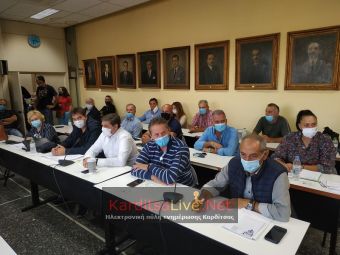 Αγορά tablet για να χρησιμοποιούν μαθητές με τη στήριξη του Δήμου Καρδίτσας